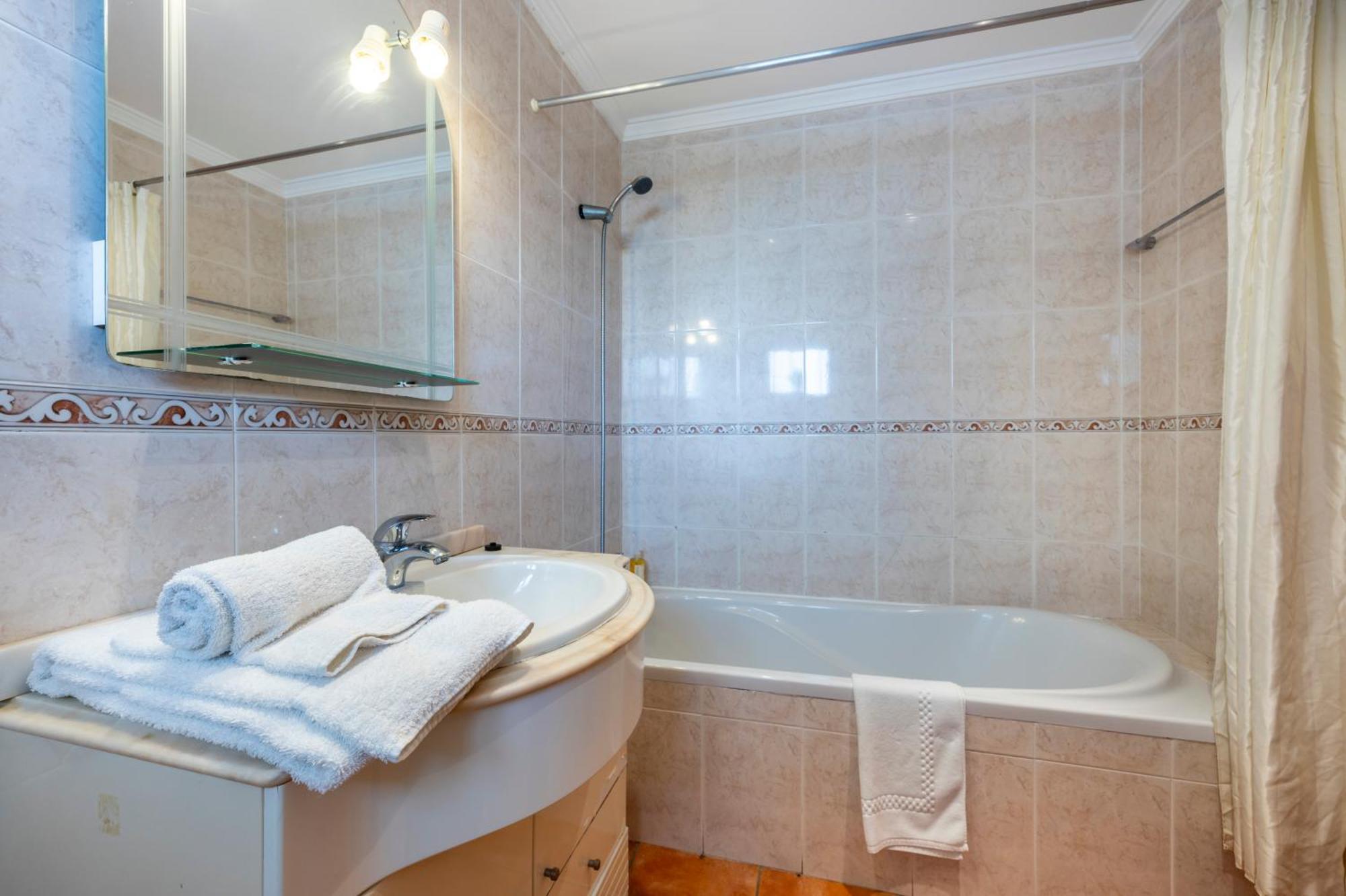 Cardeira Holiday Apartments Лагос Екстериор снимка