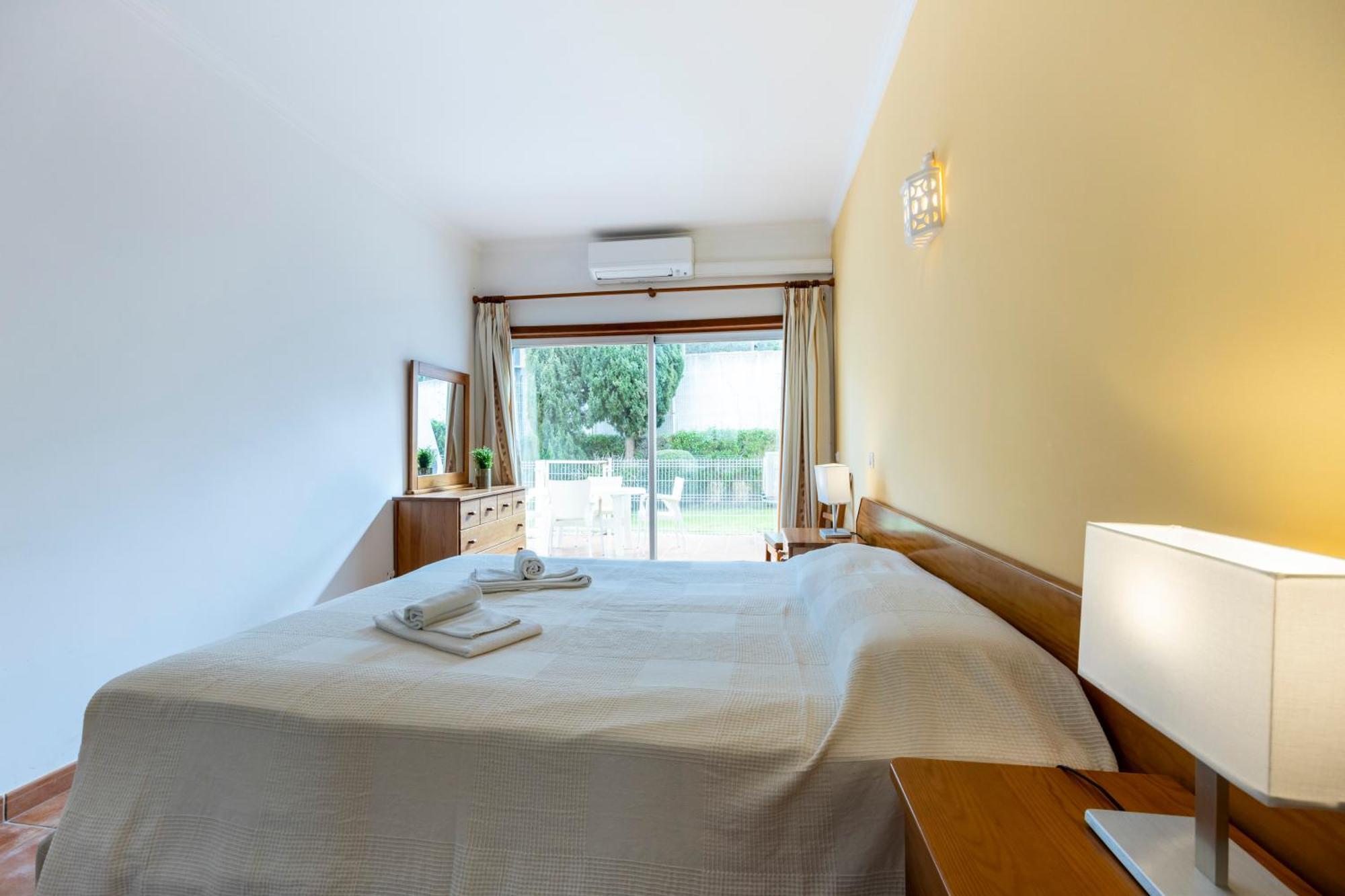 Cardeira Holiday Apartments Лагос Екстериор снимка