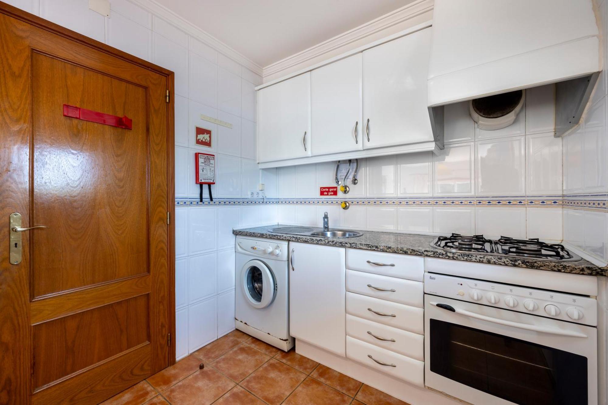 Cardeira Holiday Apartments Лагос Екстериор снимка